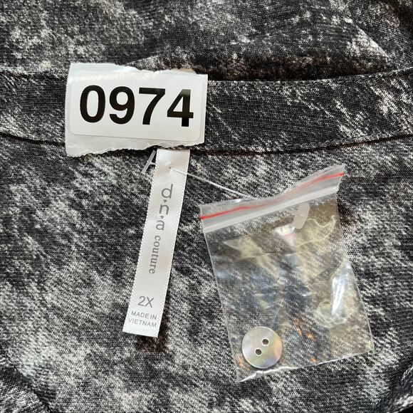 DNA Couture Sheer Jersey Tunic Top in Black/White Size 2X - Picture 10 of 10